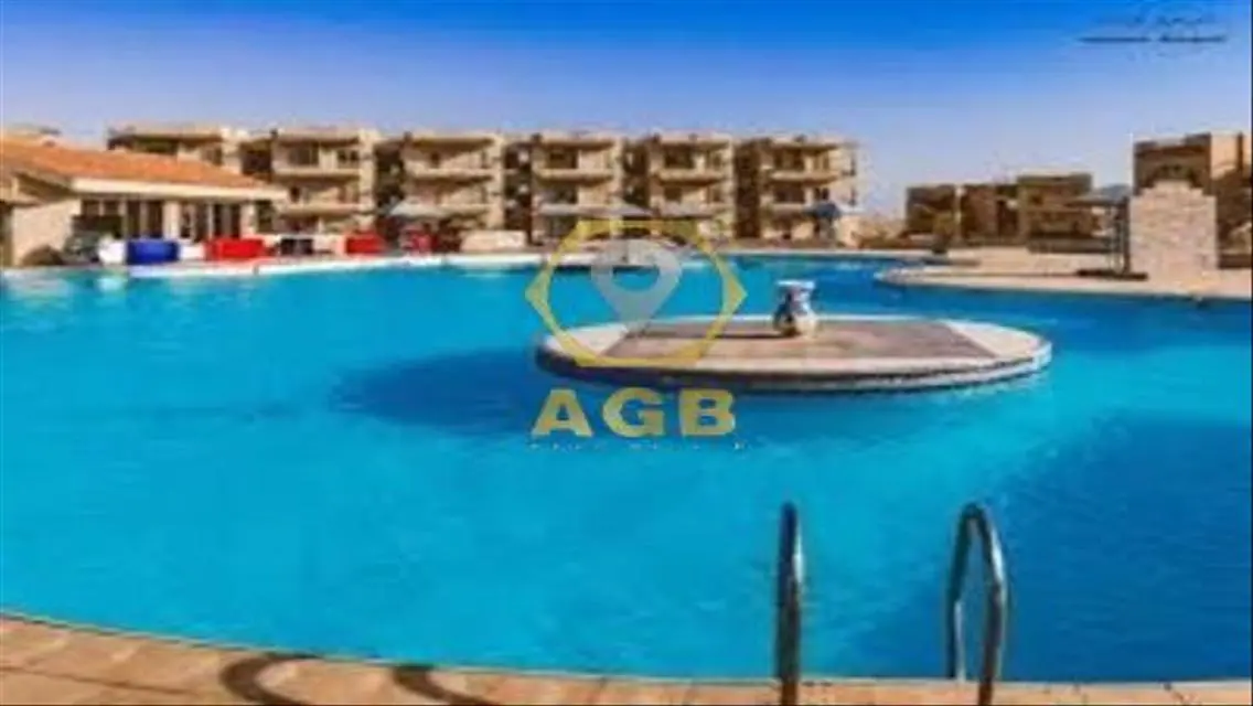 شالية فندقي 150م ارضي بجاردن ريجينا العين السخنة