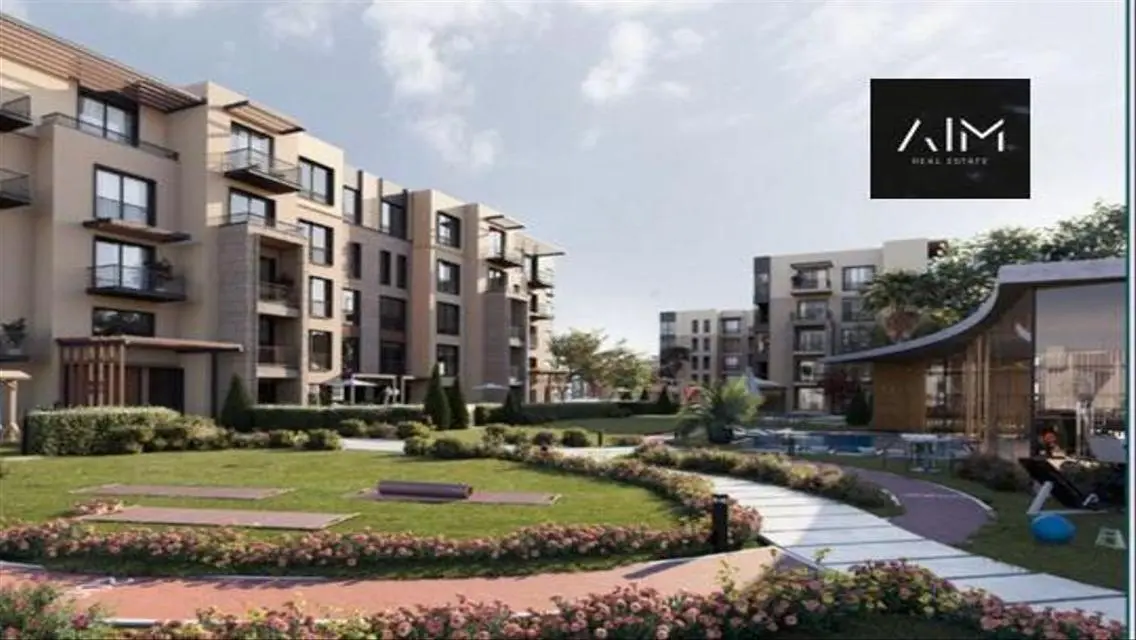 apt in hydepark new cairo dp 5%, 5 yr installments