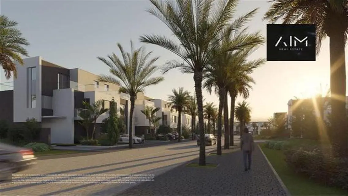 apt in hydepark new cairo dp 5%, 5 yr installments