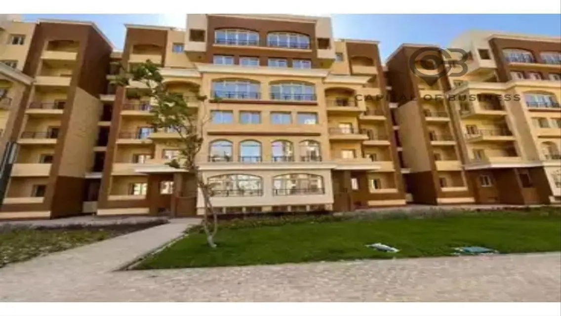 شقه للبيع متشطبه بكمبوند المقصد فيو لاندسكيب