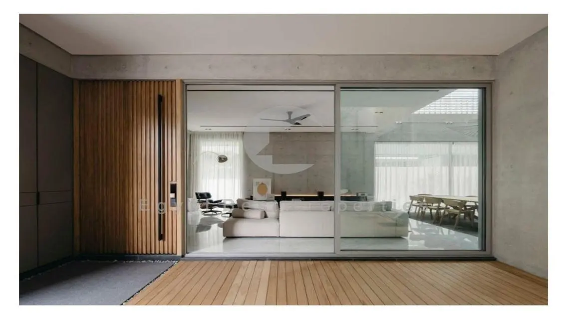 Apartment for sale with Ac in Zed Towers