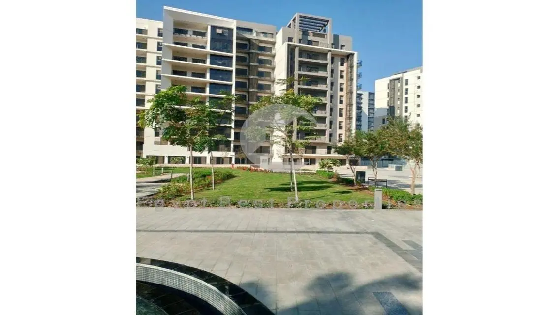 Apartment with a wide view of green spaces with 5%