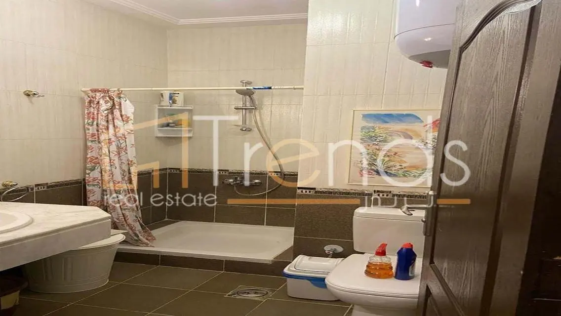 Luxury Apartment for Sale in Exclusive Neighborhood