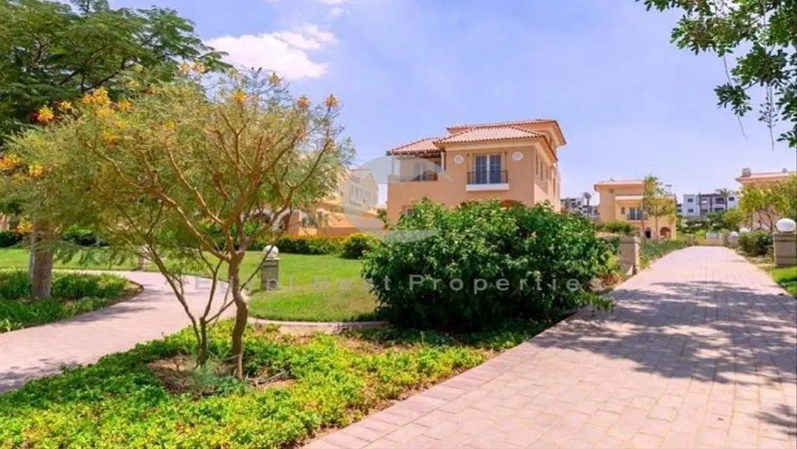 hydepark resale villa  prime location hot price