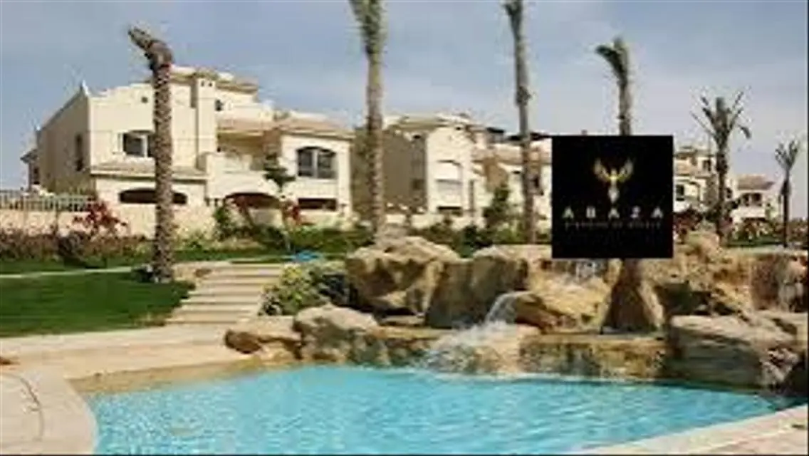 فيلا تاون هاوس مميزة للبيع في كمبوند باتيو 1