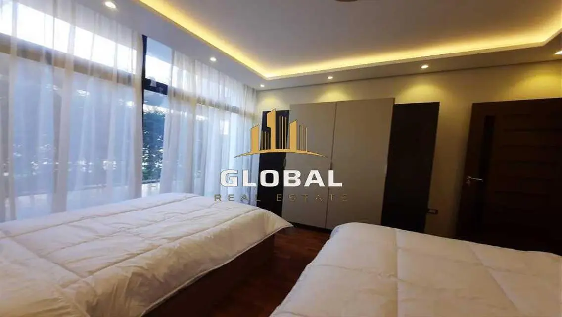 Stunning Apartment for Sale in Code-Lake