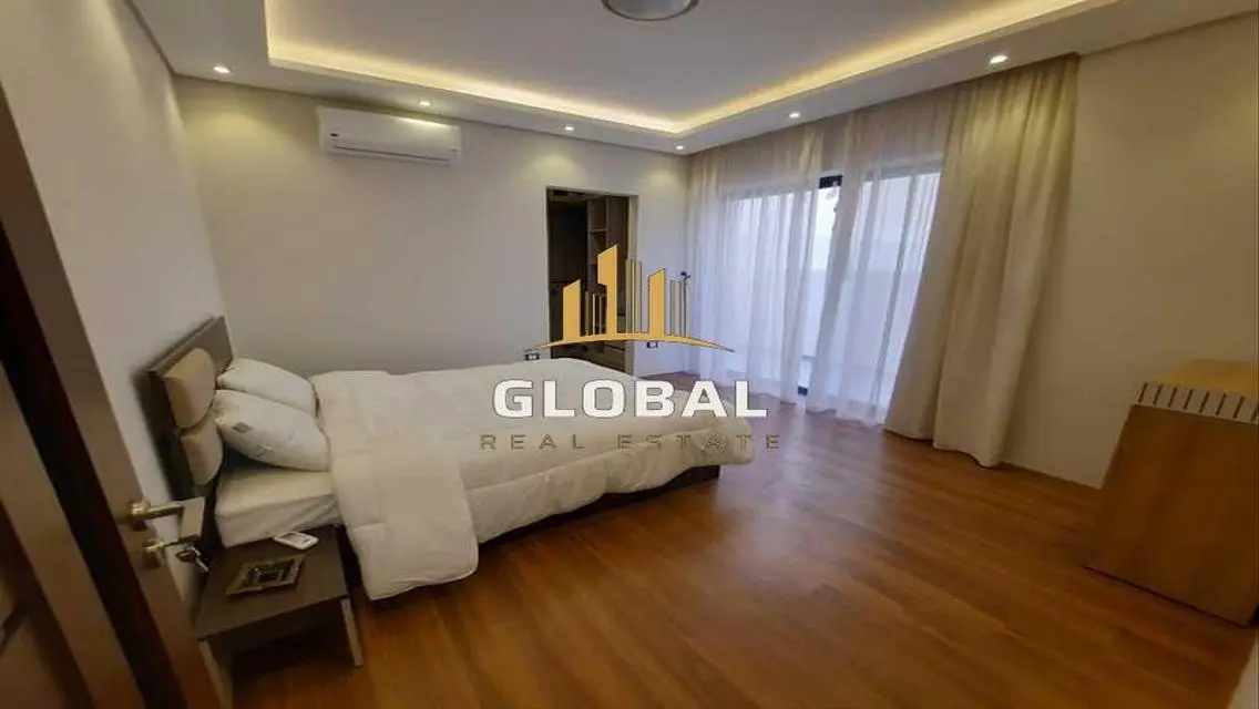 Stunning Apartment for Sale in Code-Lake
