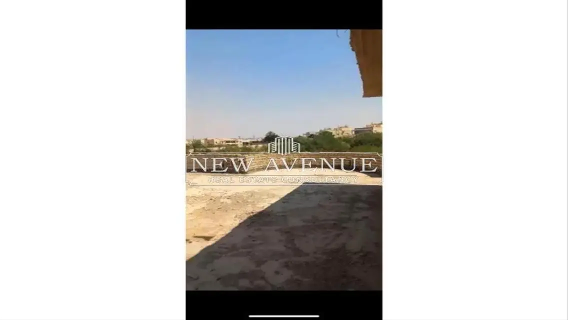 فيلا مستقلة استلام فوري بالشروق 2000 بالشروق سيتي