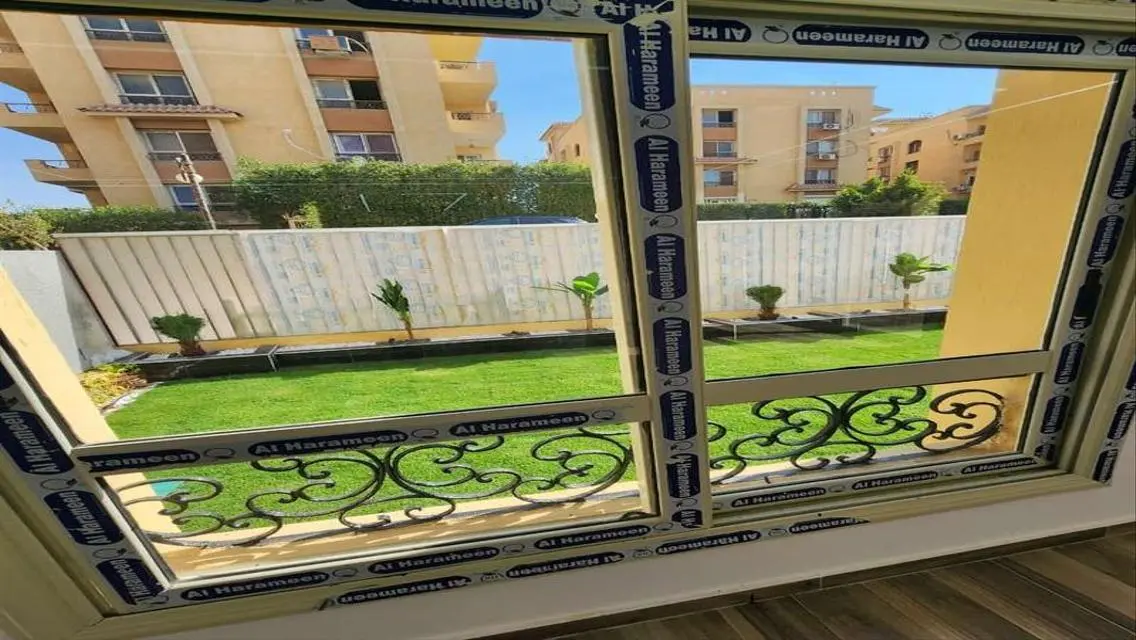 شقة بجاردن تشطيب سوبر لوكس في كمبوند الخمايل