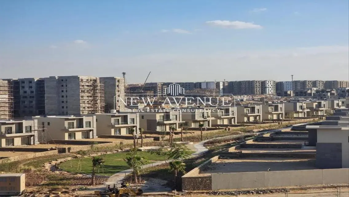 شقة تشطيب كامل الطابق الثالث في سوان ليك ريزيدنس