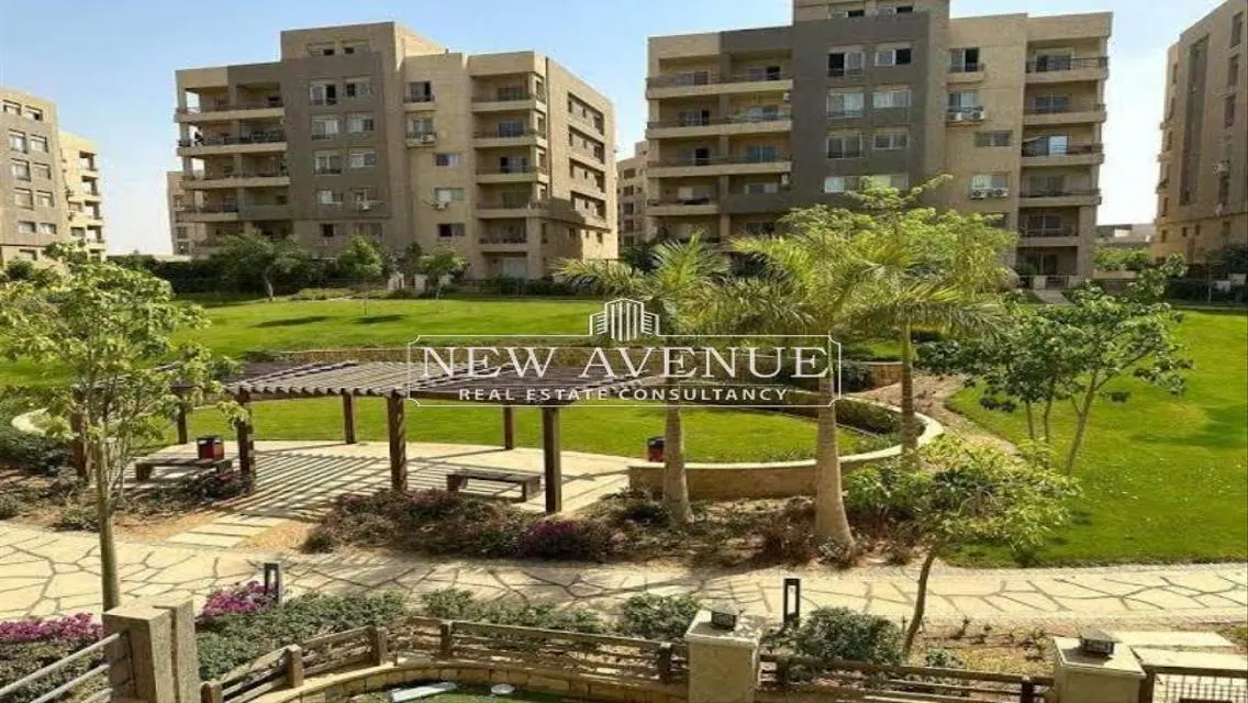Semi finished Apartment Prime location in The Square
