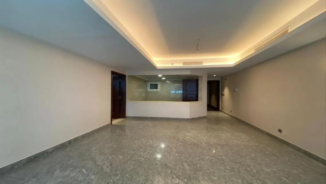 apartment 430 in tower brand by hilton rtm finshed