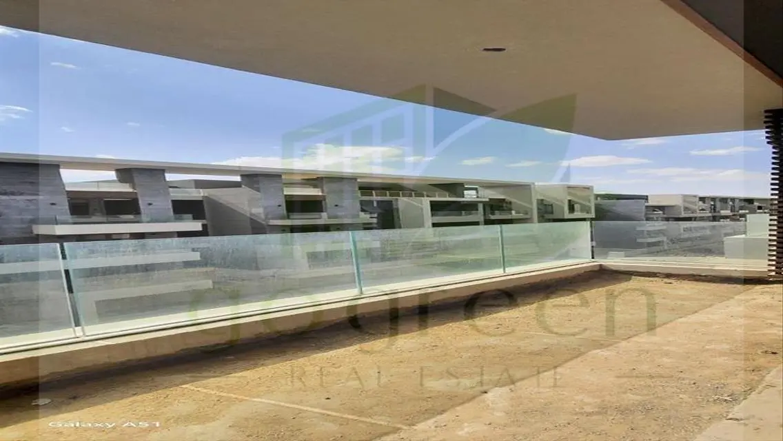 Penthouse 265m for resale ready to move Patio Casa