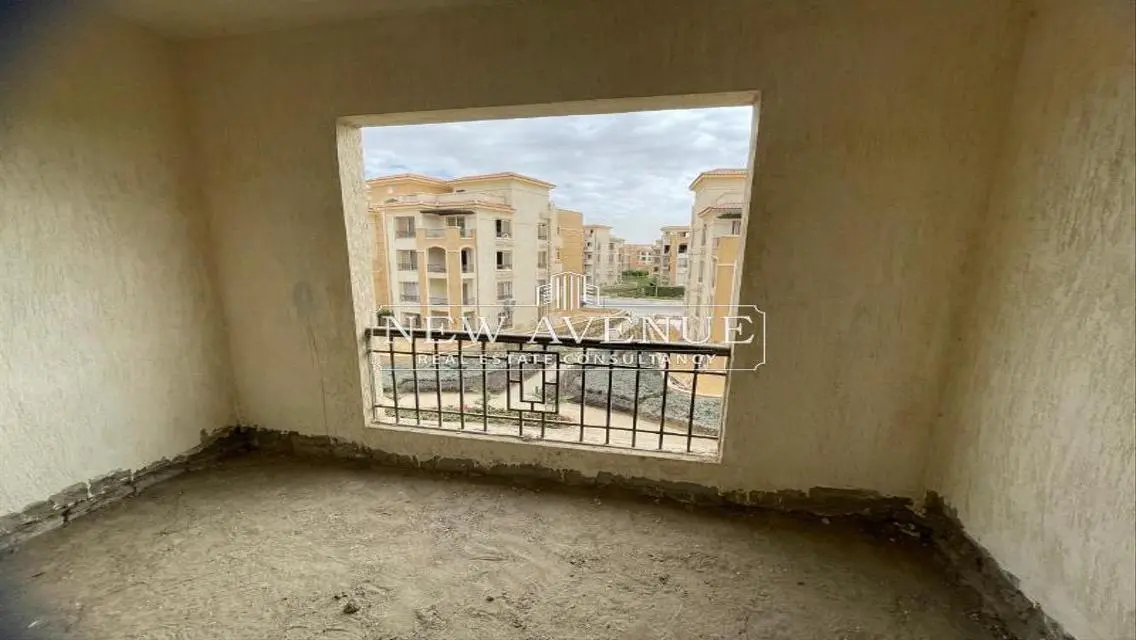 شقة نصف تشطيب الطابق الثاني في ستون رزيدنس