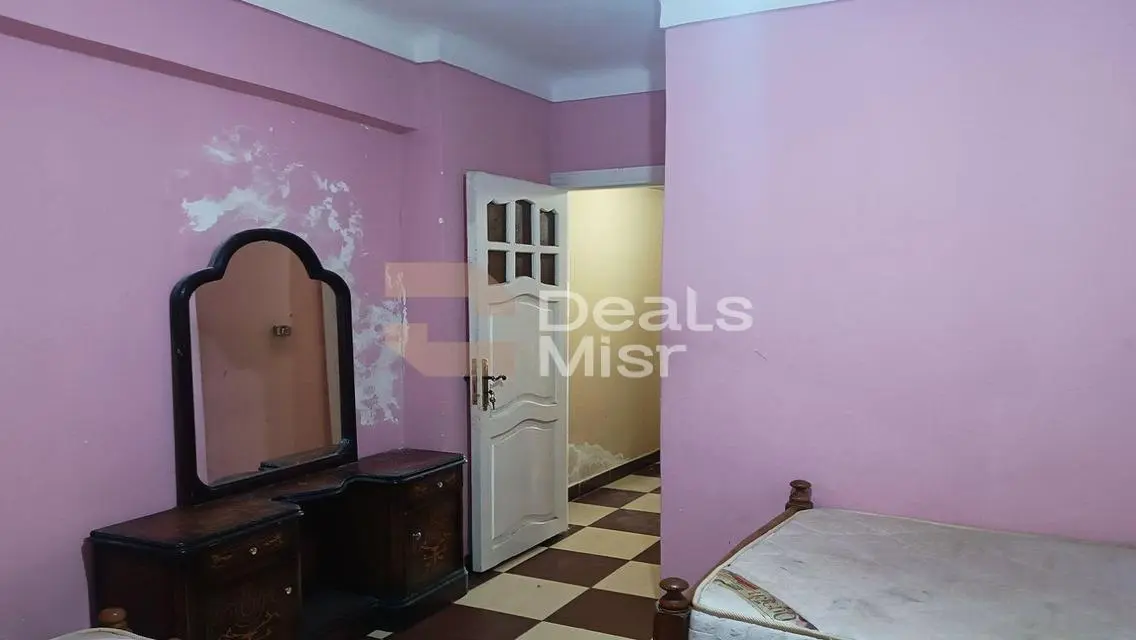 شقة سكنية للإيجار 130م – سموحة بجوار كوبري 14 مايو