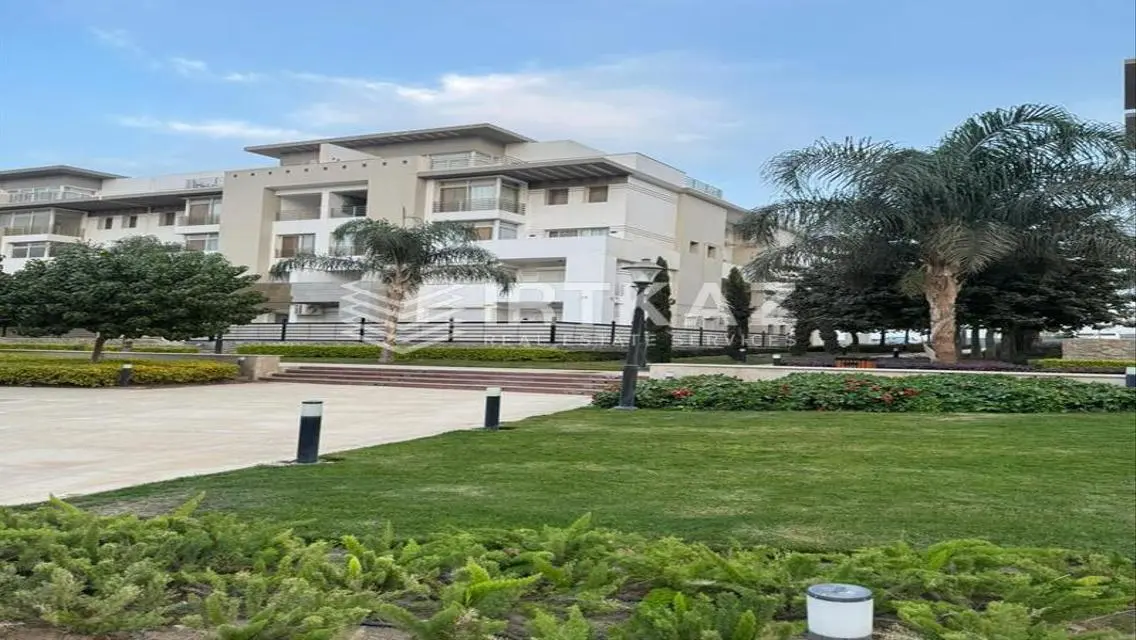 رسيل تاون هاوس ميدل فى هايد بارك استلام فورى