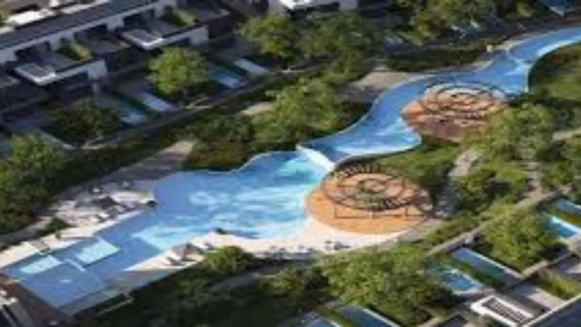 Townhouse 352 sqm + 160 sqm garden in a compound