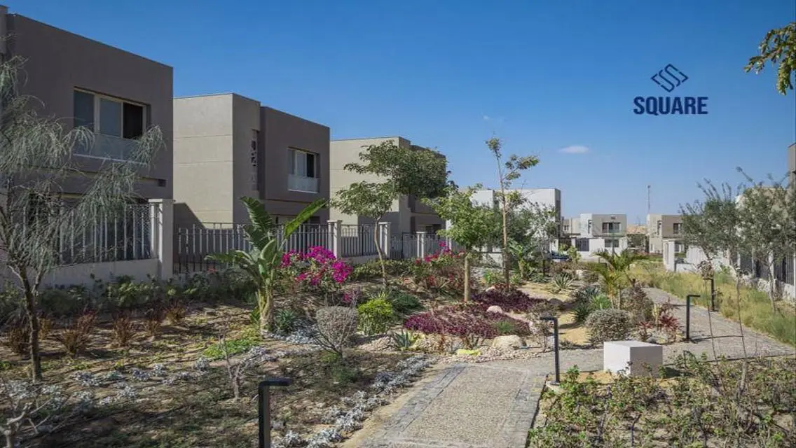Resale Townhouse the Best Location Installments