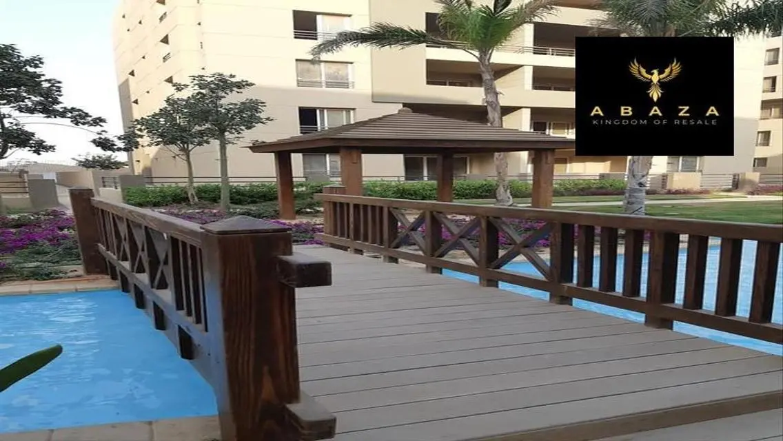 شقه للبيع في كمبوند ذا سكوير بالقاهرة الجديدة