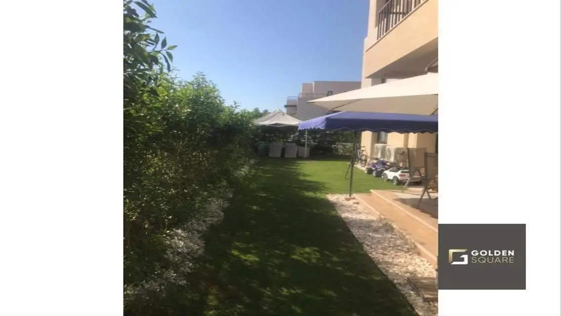 Exclusive Twin House for Sale in Marassi - Blanca