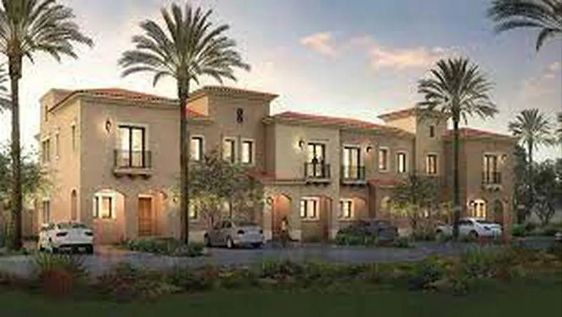 townhouse resale installment in compound city gate
