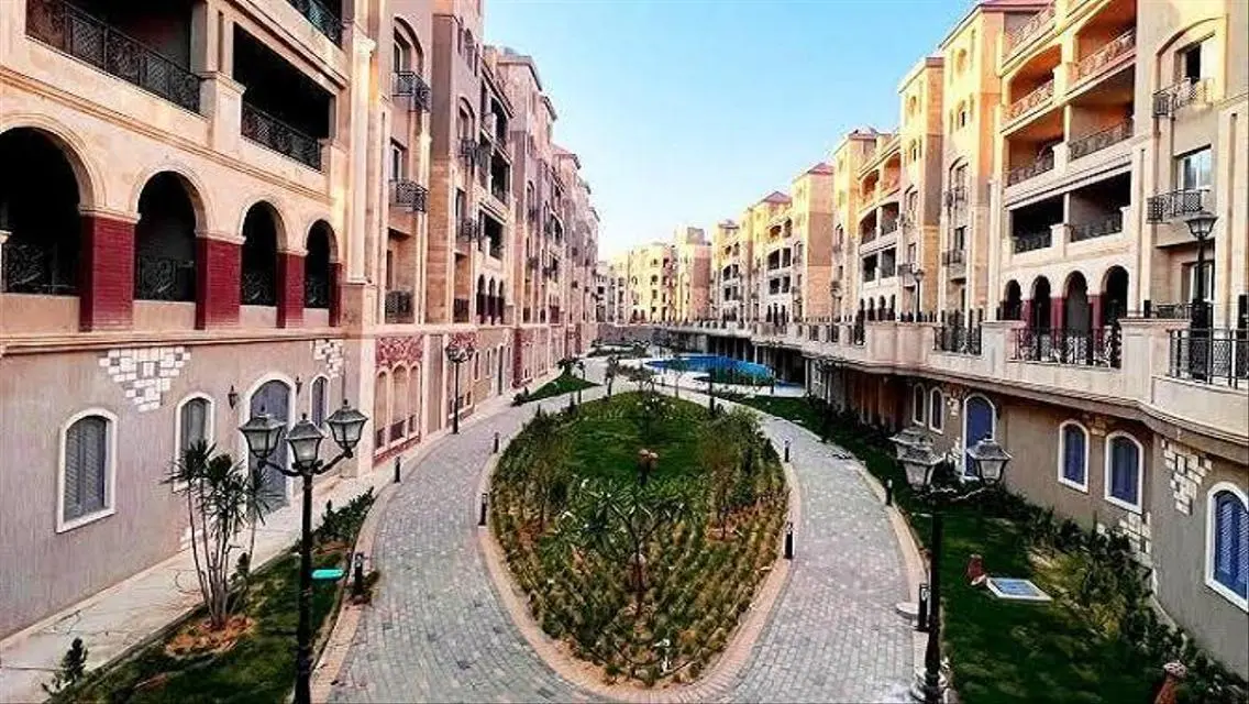 Apartment 3bed RTM Next to Hyde Park ONLY 8%Dp