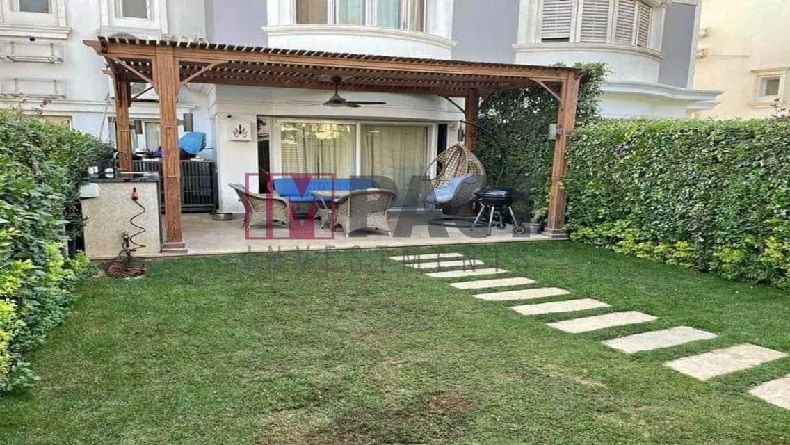 فيلا بجاردن استلام فوري لوكيشن مميز في ماونتن فيو