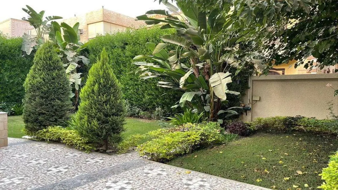 تاونهاوس كورنر للبيع واستلام فوري جاهز للمعاينة