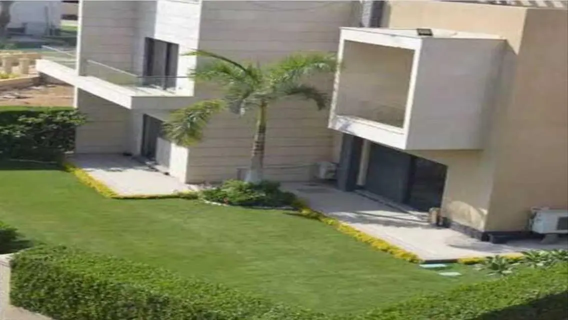Ready to Move 6Bed Villa , 435m near Palm Hills