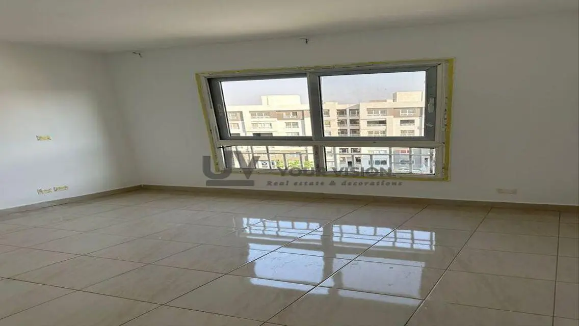 For rent in Madinaty View Garden 165 sqm B10