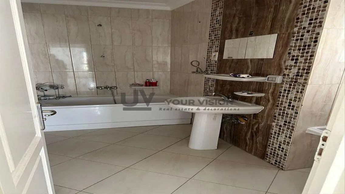 For rent in Madinaty View Garden 165 sqm B10