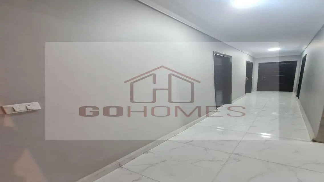 Roof apartment, 220 square meters, for sale - in t