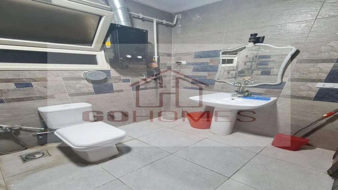 Roof apartment, 220 square meters, for sale - in t
