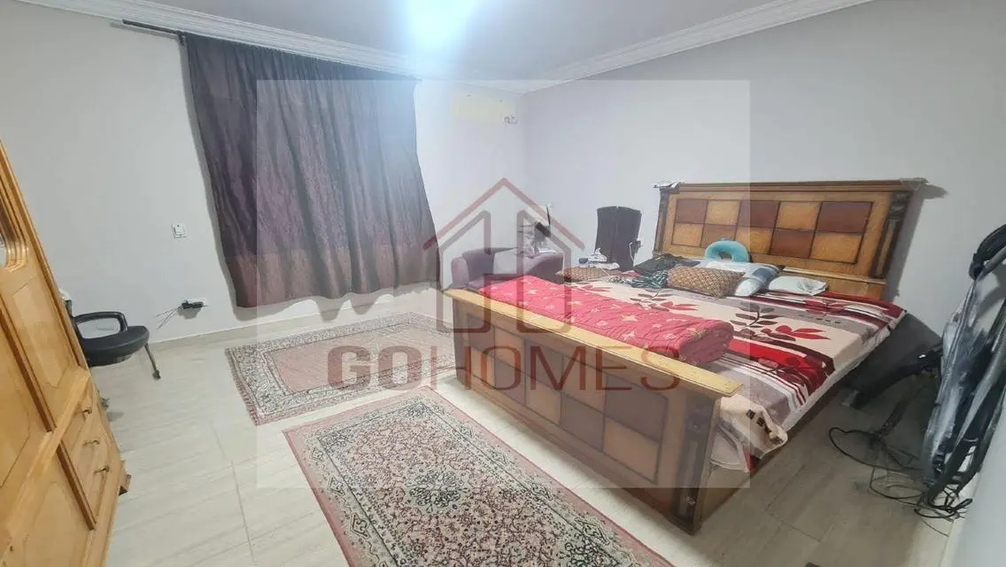 Roof apartment, 220 square meters, for sale - in t