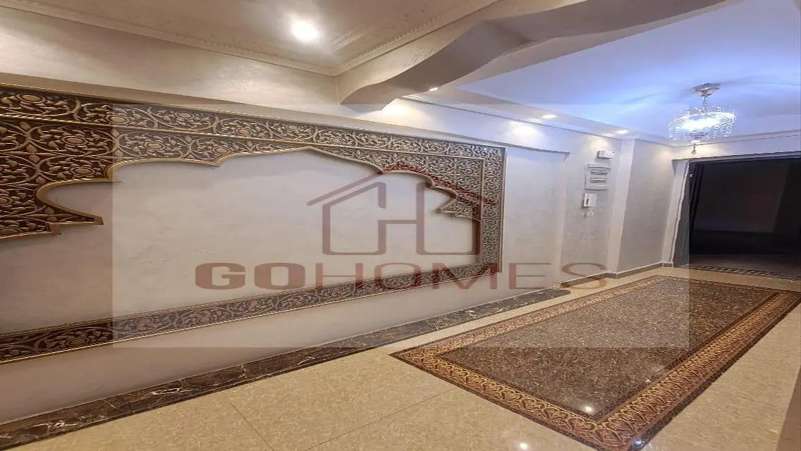 For sale, an apartment of 185 square meters, super