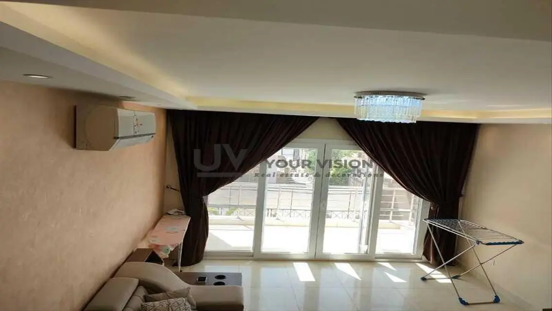 فيلا للايجار مفروشه ومكيفه بالكامل في مدينتي