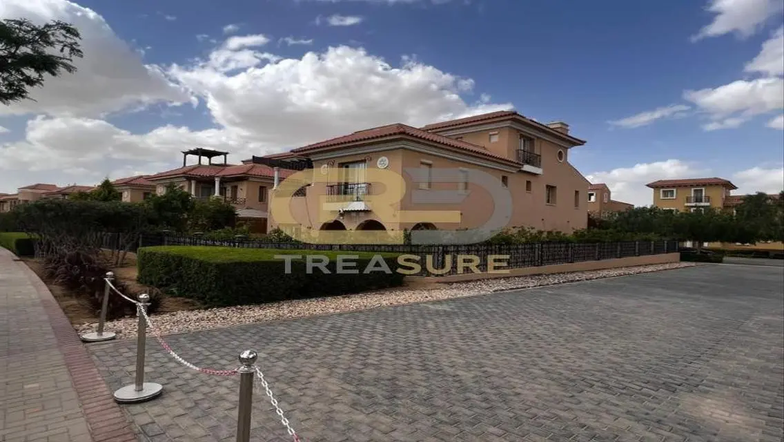 Standalone Villa for sale in Hyde Park Kitchen+ACs