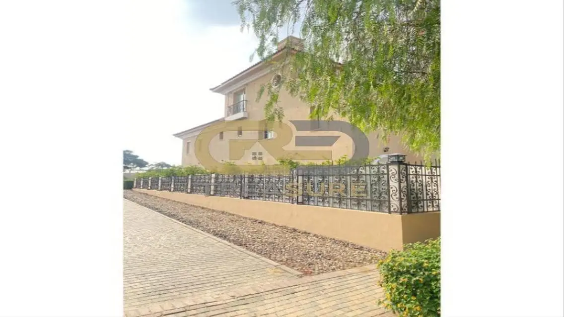 Standalone Villa for sale in Hyde Park Kitchen+ACs