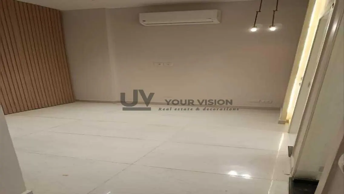 عياده للايجار بمدينتي تشطيبات سوبر لوكس والتكييفات