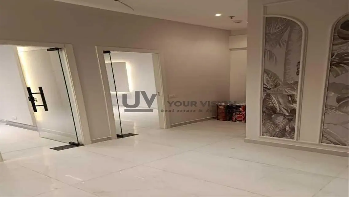 عياده للايجار بمدينتي تشطيبات سوبر لوكس والتكييفات