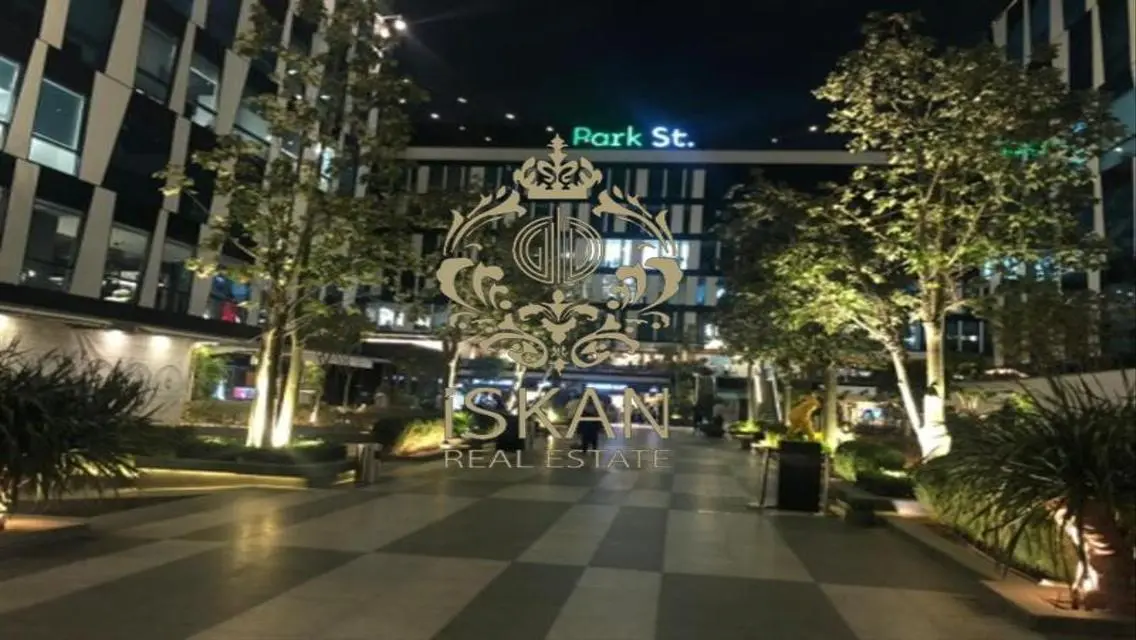Office for rent in View Plaza, fully finished