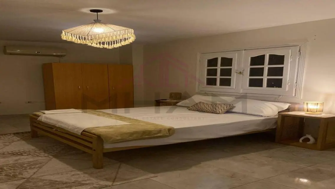 Ultra Lux furnished apartment South Academy