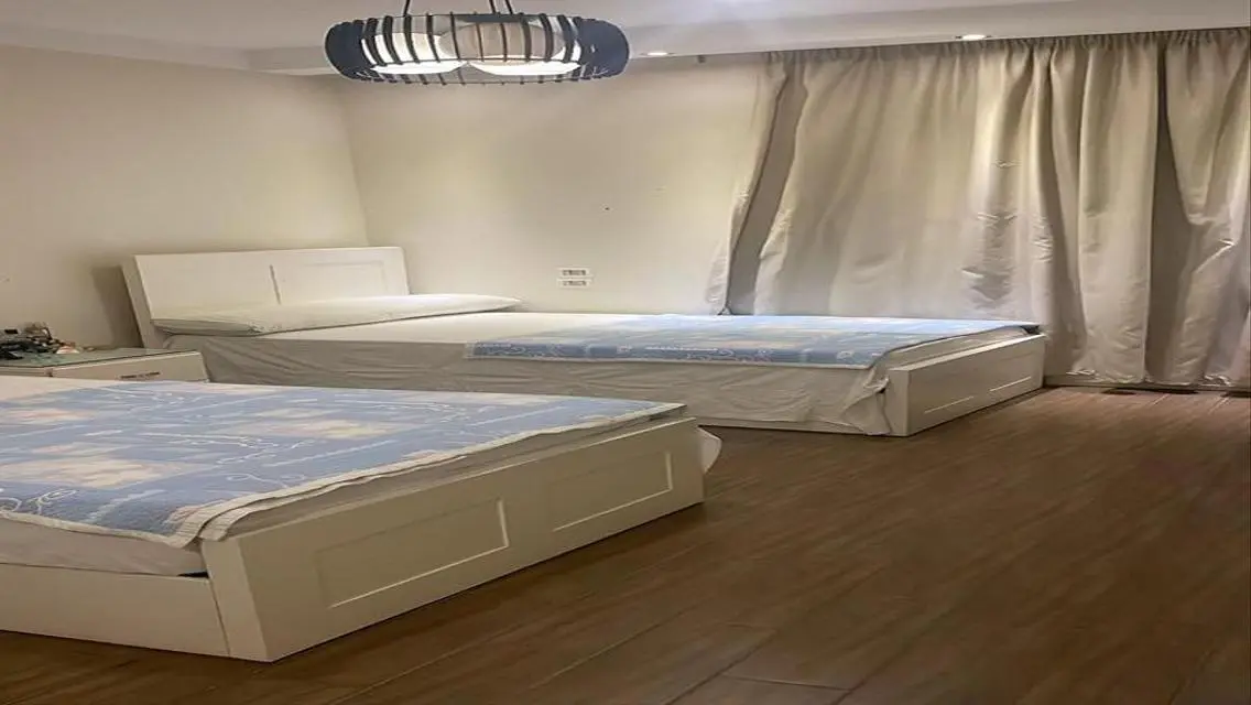 شاليه للايجار ارضى فى هاسيندا باى بموقع مميز 3 غرف