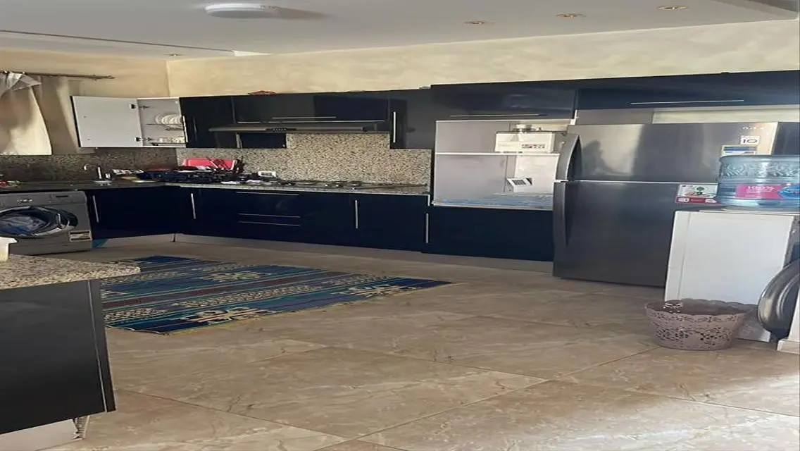 شاليه للايجار ارضى فى هاسيندا باى بموقع مميز 3 غرف