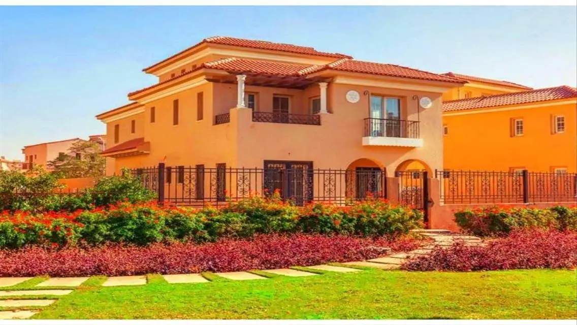 For sale in Hyde Park Compound, a villa