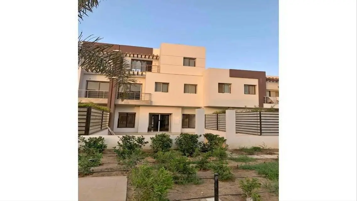 For sale in Hyde Park Compound, a villa