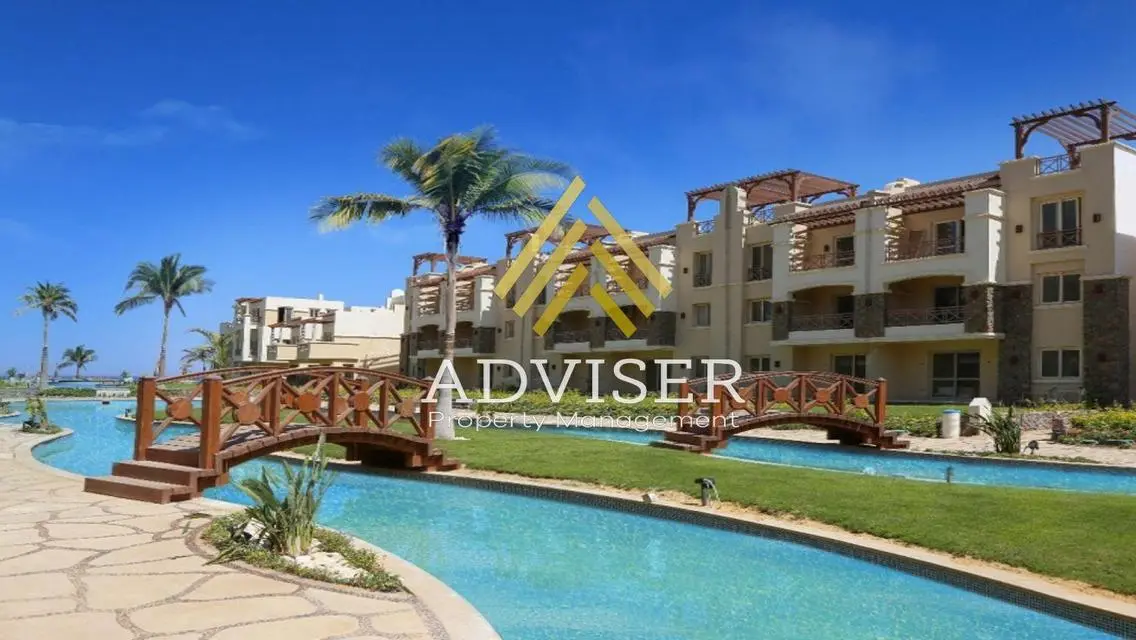 Pay 10% View On Reality Sea View Chalet Blue Blue