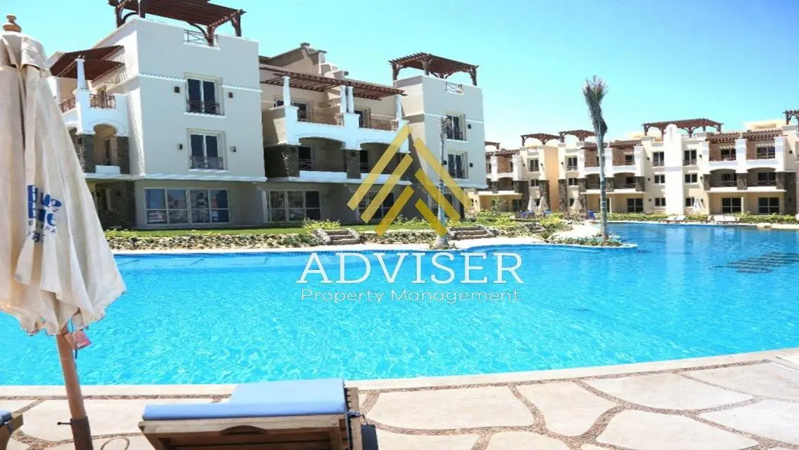 Pay 10% View On Reality Sea View Chalet Blue Blue
