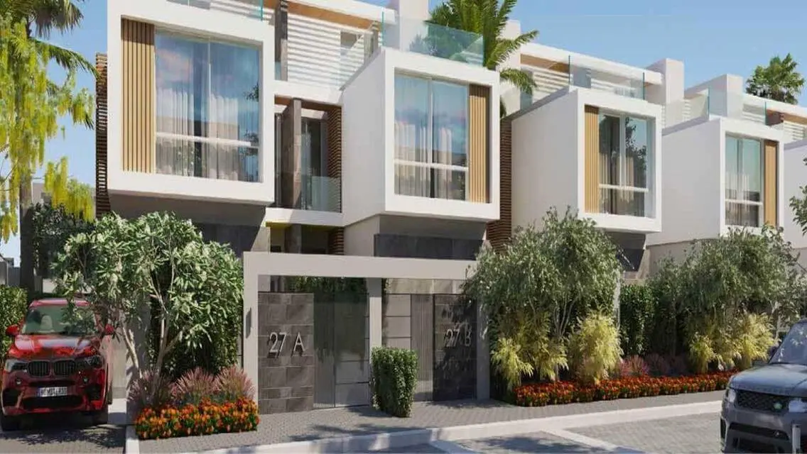 Twinhouse in Patio La Vista next to Beverly Hills