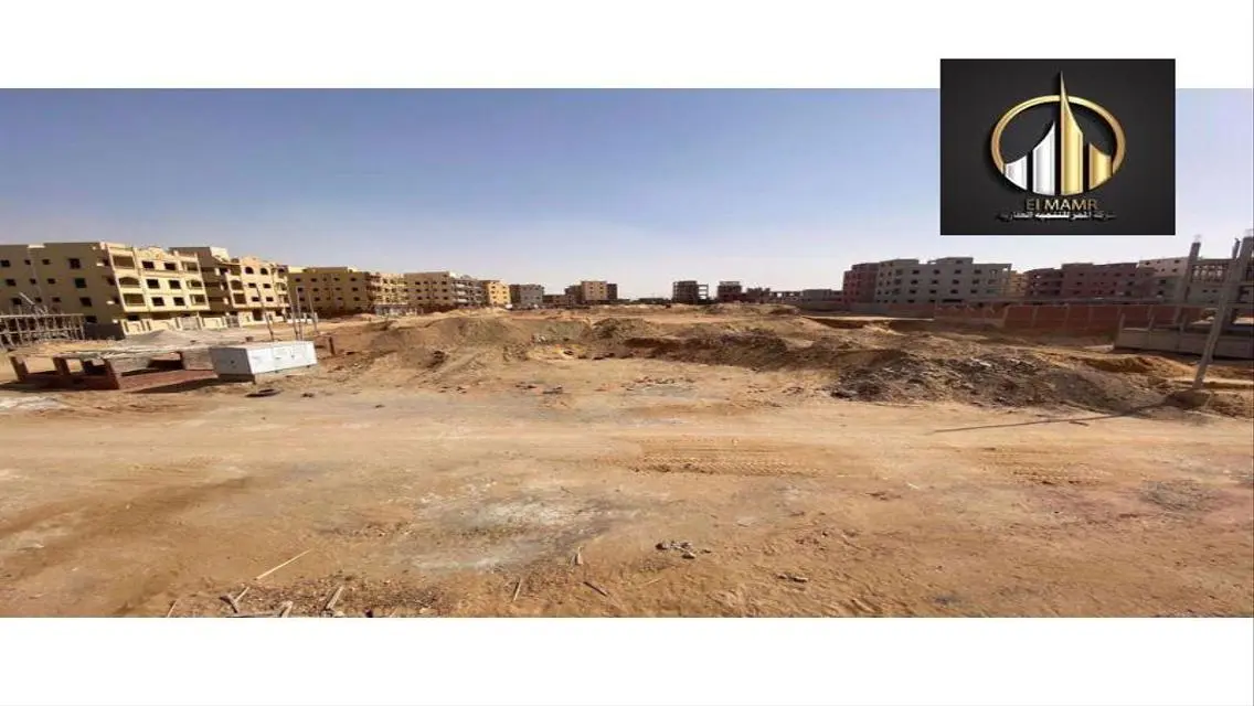 دوبلكس بالقرب من كمبوند (ليك يارد) 280م